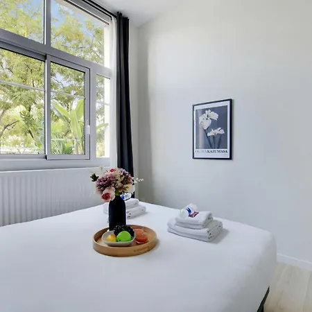 Flat With Terrasse - 1br-4p - Eiffel Tower Apartamento